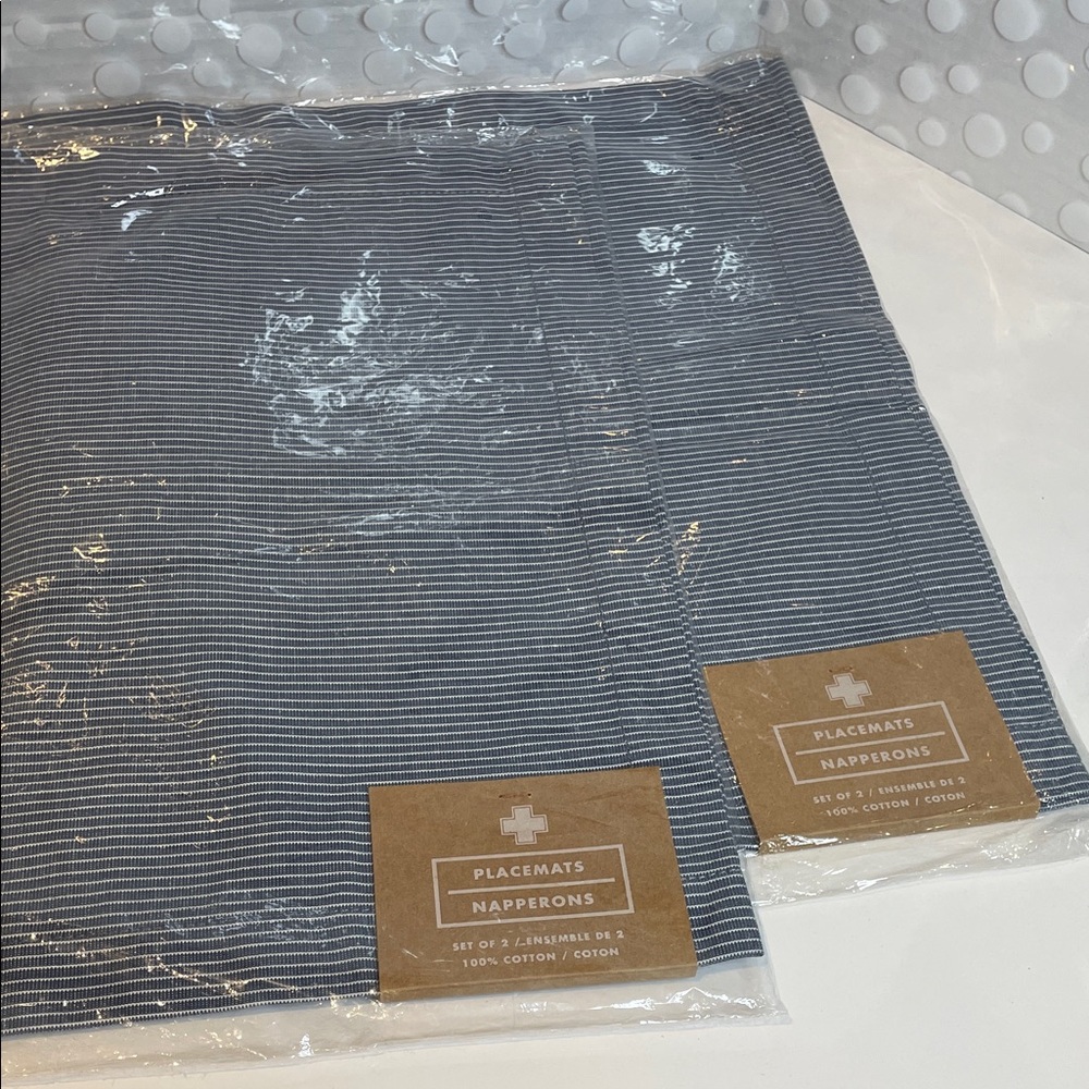 Drake General Store 🇨🇦Pin Stripe Cotton Placemats